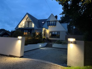 KINGSDOWN - GUIDE PRICE £1,100.000