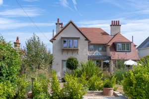 KINGSDOWN - GUIDE PRICE: £1,795,000