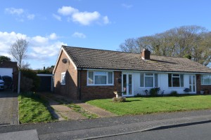 ST MARGARET'S AT CLIFFE - GUIDE PRICE: £325,000
