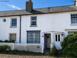 KINGSDOWN GUIDE PRICE: £550,000