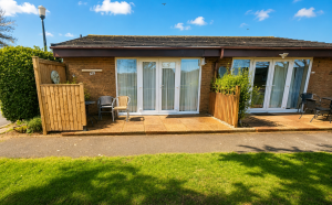 ST MARGARETS AT CLIFFE - GUIDE PRICE: £65,000